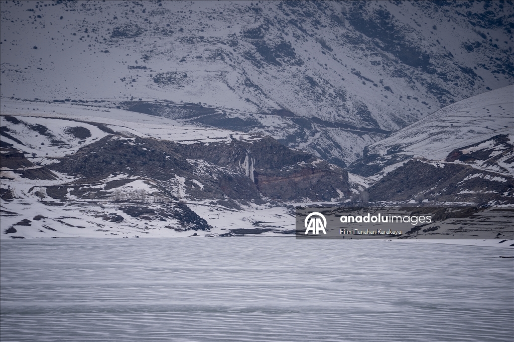 Demirdoven Dam in Erzurum frozen due to cold weather
