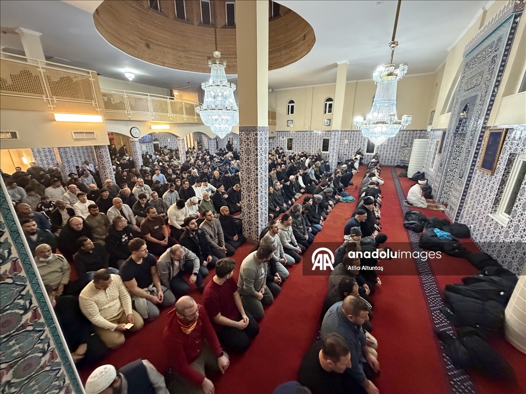 İsveç'te ilk teravih namazı kılındı