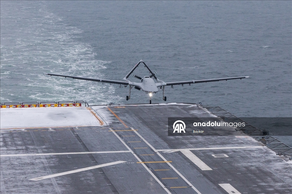 Bayraktar TB3 успешно выполнил полет в сложных погодных условиях