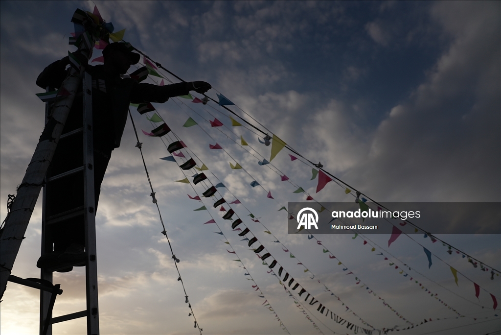 Палестинцы готовятся к Рамазану посреди разрушенного Хан-Юнуса в Газе