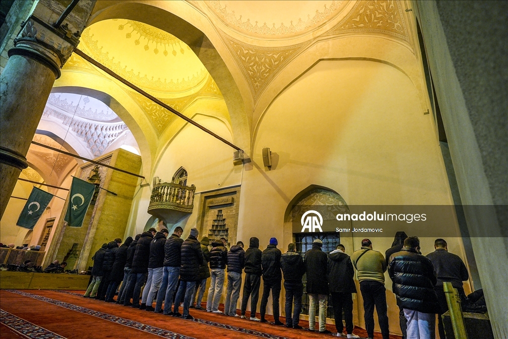 Bosna Hersek'te ilk teravih namazı kılındı