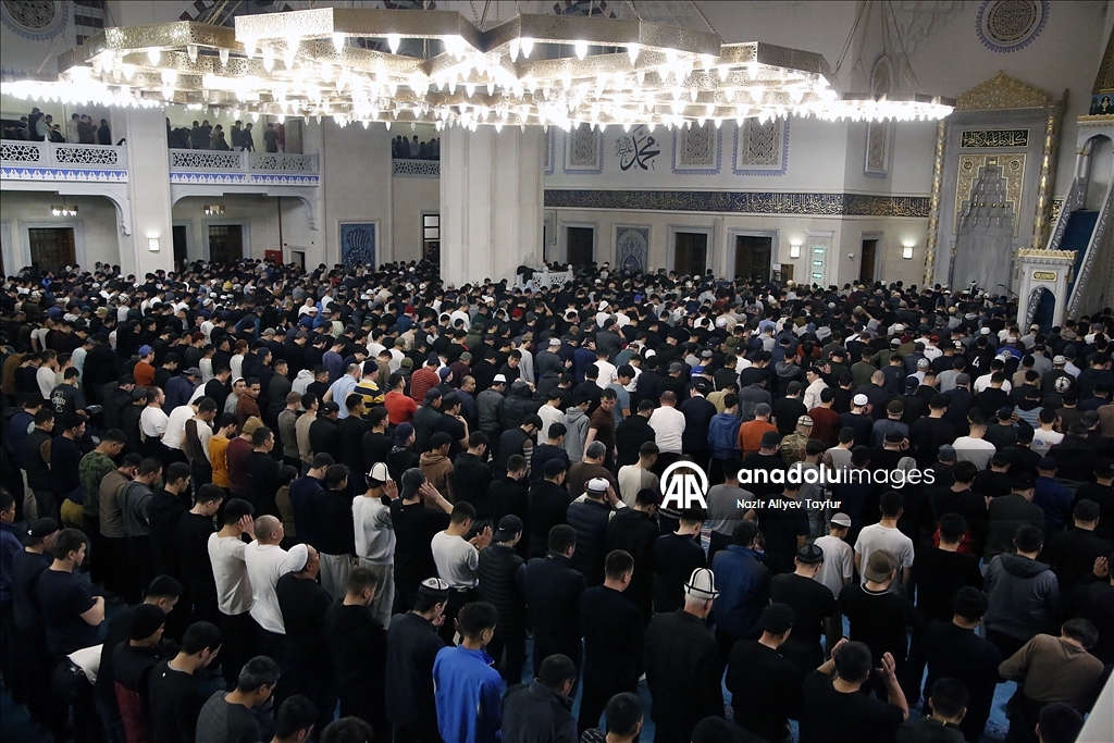 Kırgızistan'da ramazanın ilk teravih namazı hatimle kılındı