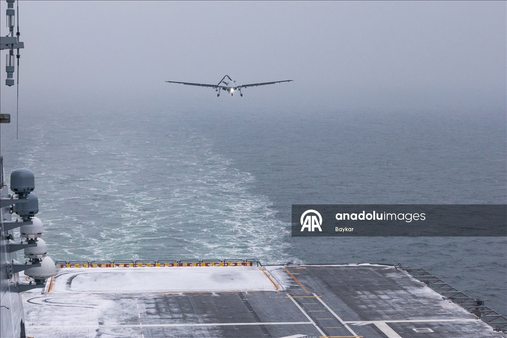 Bayraktar TB3 успешно выполнил полет в сложных погодных условиях