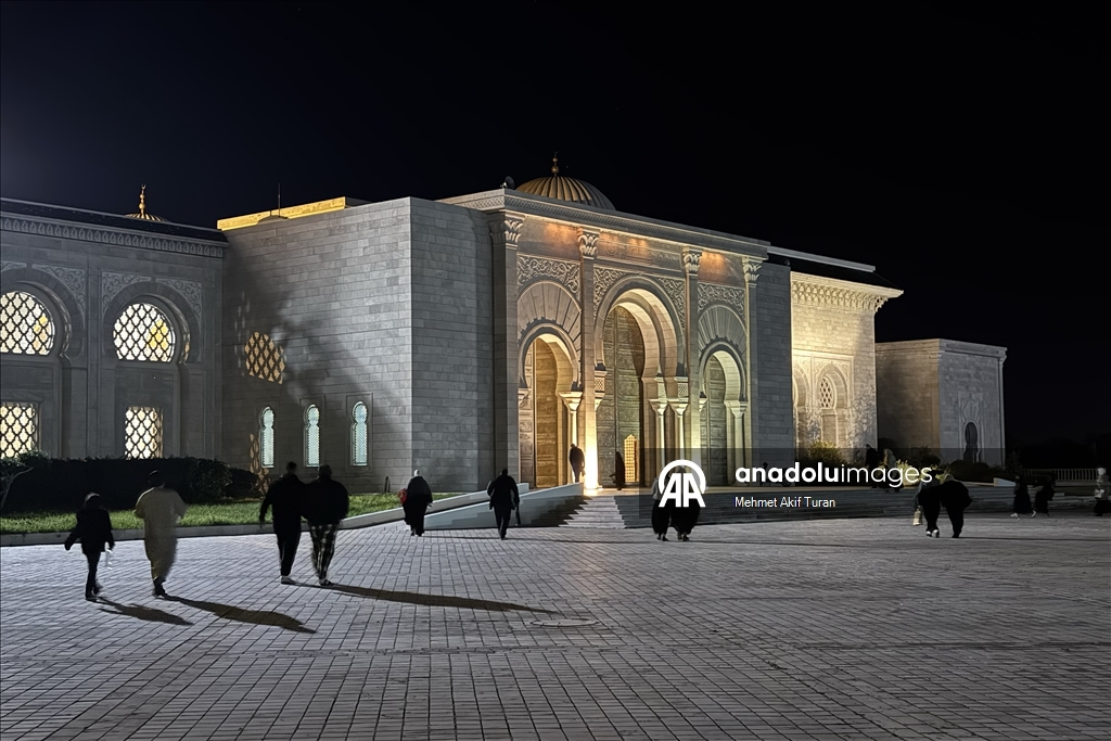 Tunus’ta ramazan ayının ilk teravih namazı kılındı