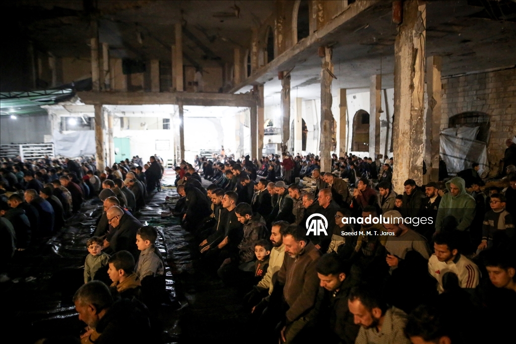 First Tarawih prayer in Gaza amid the shadow of destruction