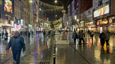 Улицы Стамбула украшены к Рамазану