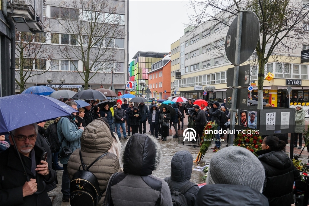 Almanya'daki ırkçı terör saldırısında yaşamını yitirenler 6. yılında Hanau'da anıldı