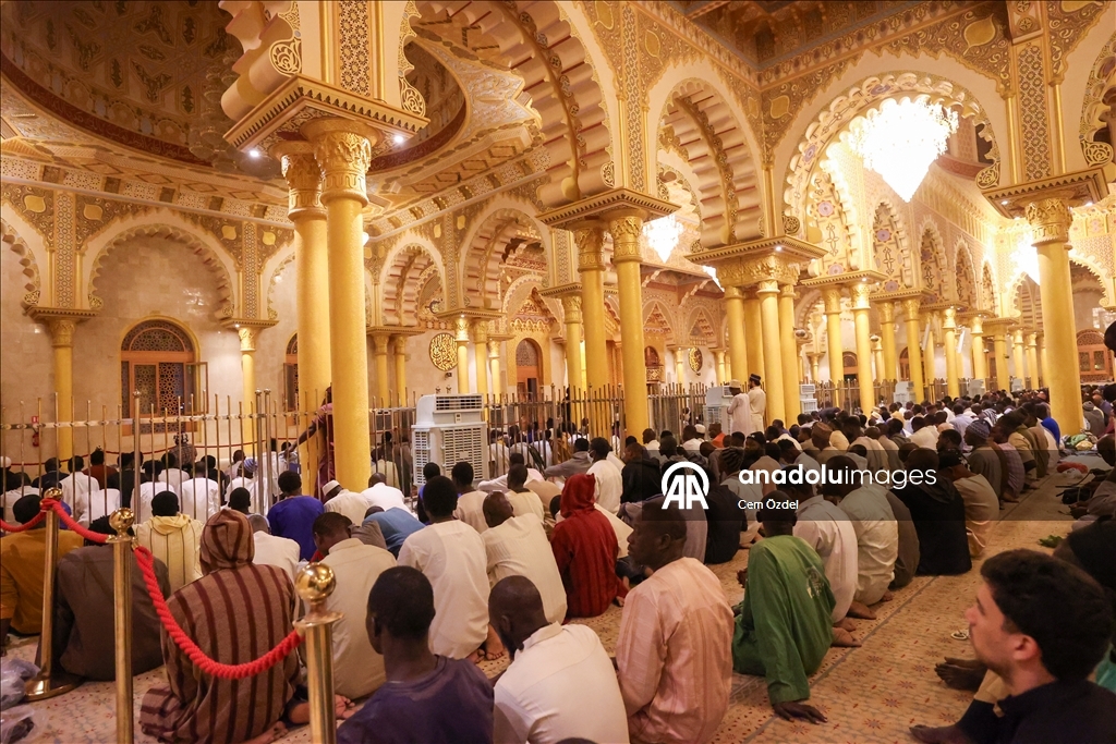 В Сенегале совершили первый намаз таравих