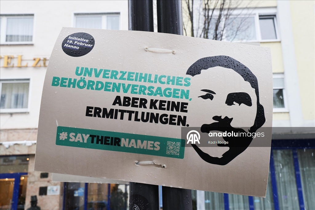 Almanya'daki ırkçı terör saldırısında yaşamını yitirenler 6. yılında Hanau'da anıldı