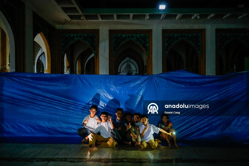 В Маниле совершена первая утренняя молитва по случаю Рамазана