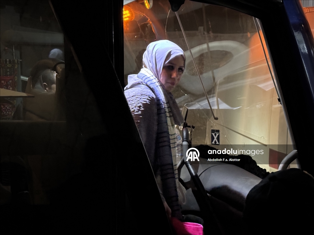 Группа палестинцев вернулась в Газу через КПП «Рафах»