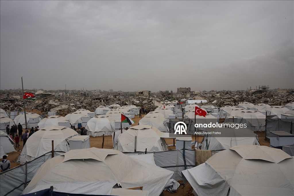 مخيم "يلدز 1" التركي يفتح أبوابه لإيواء نازحين شرق مدينة غزة