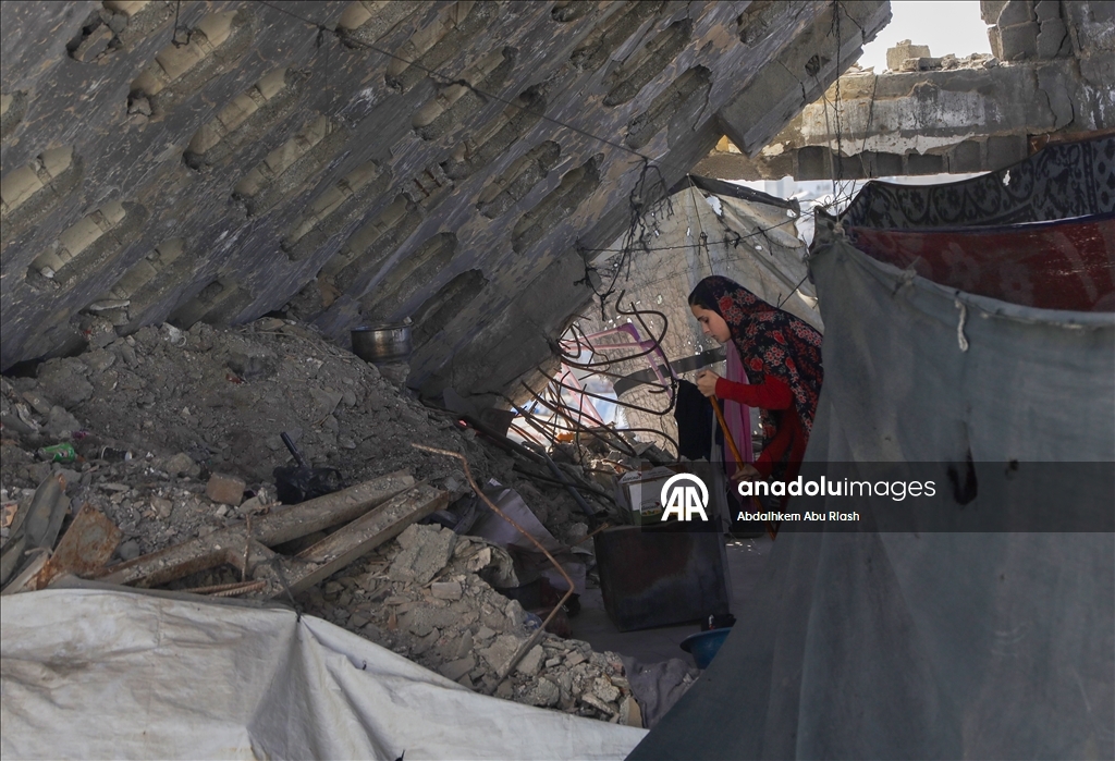 Gazze Şeridi'nde Filistinliler, yetersiz barınma koşullarıyla mücadele ediyor