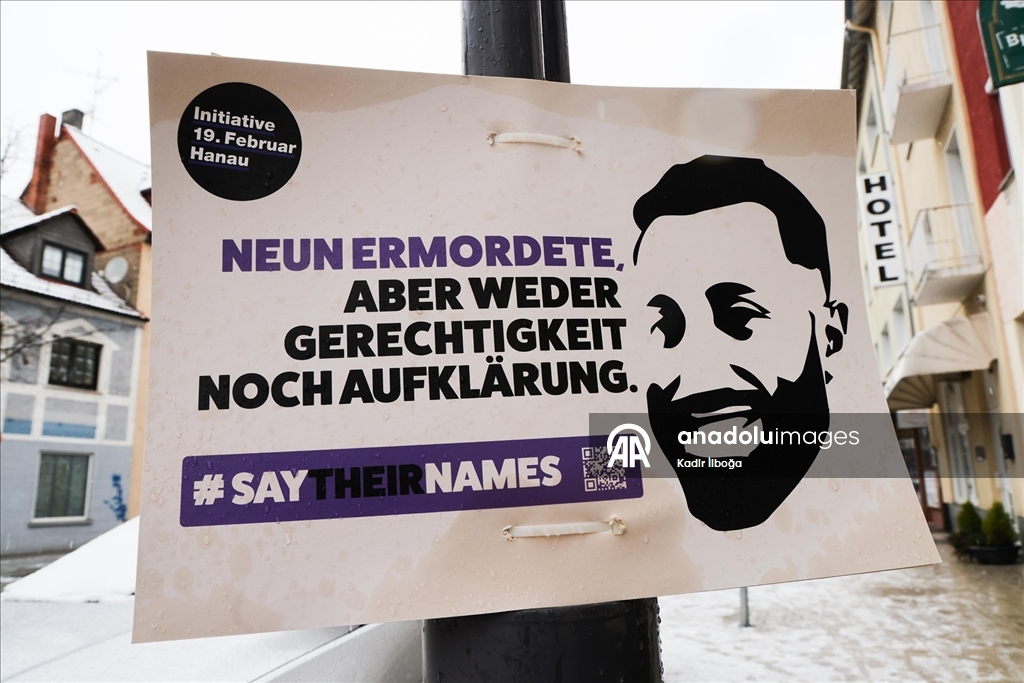 Almanya'daki ırkçı terör saldırısında yaşamını yitirenler 6. yılında Hanau'da anıldı
