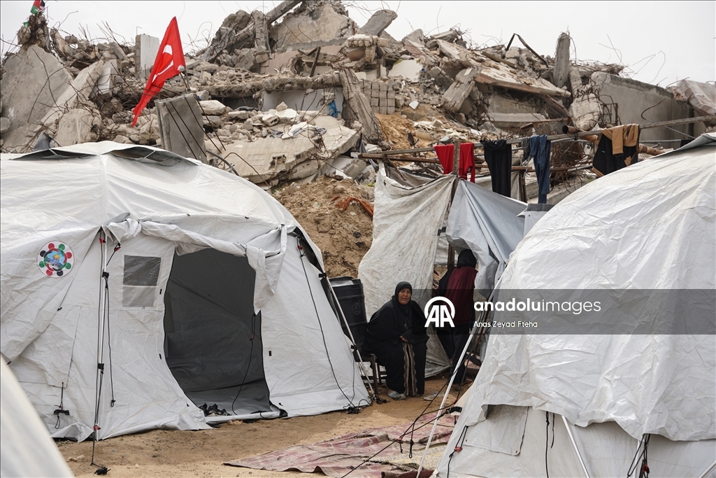 مخيم "يلدز 1" التركي يفتح أبوابه لإيواء نازحين شرق مدينة غزة