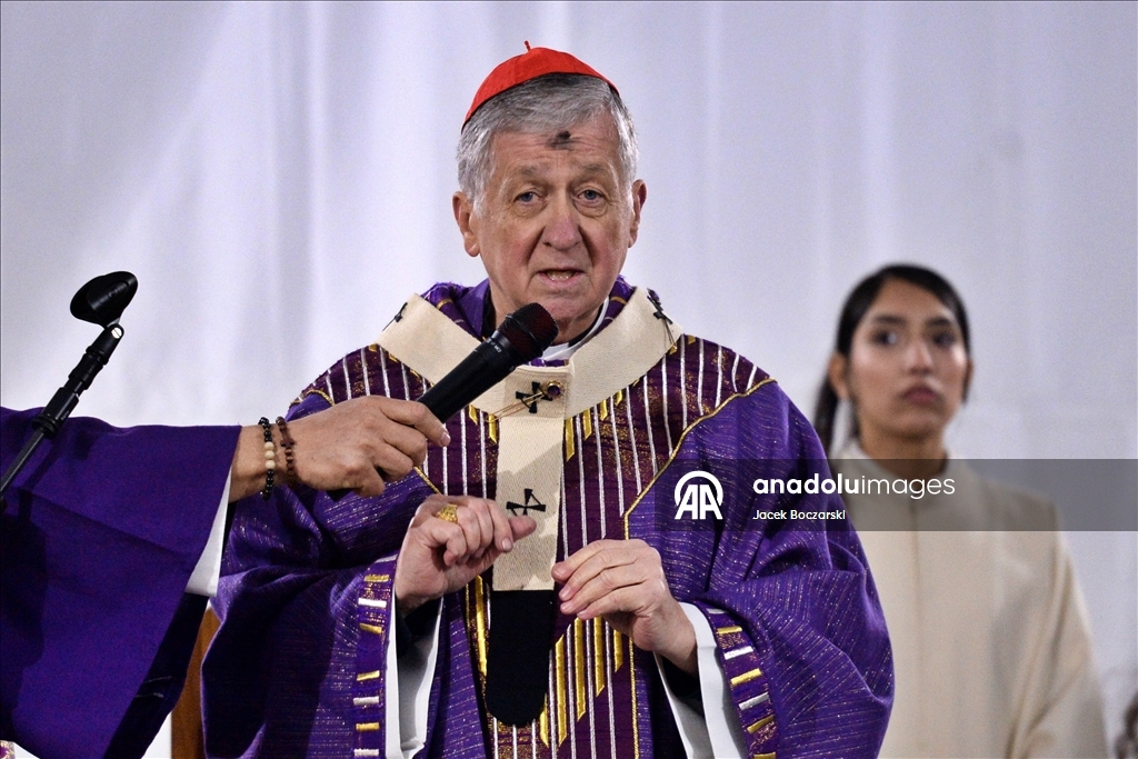 В Чикаго прошла месса и шествие в Пепельную среду