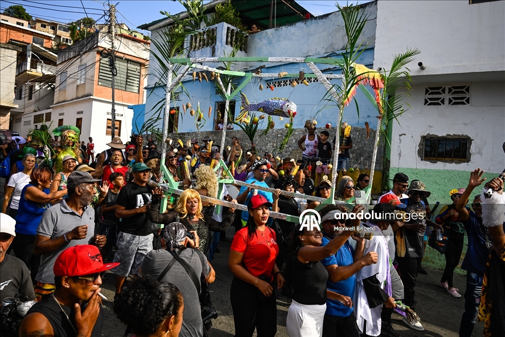 Карнавал «Похороны сардины» в Найгуате