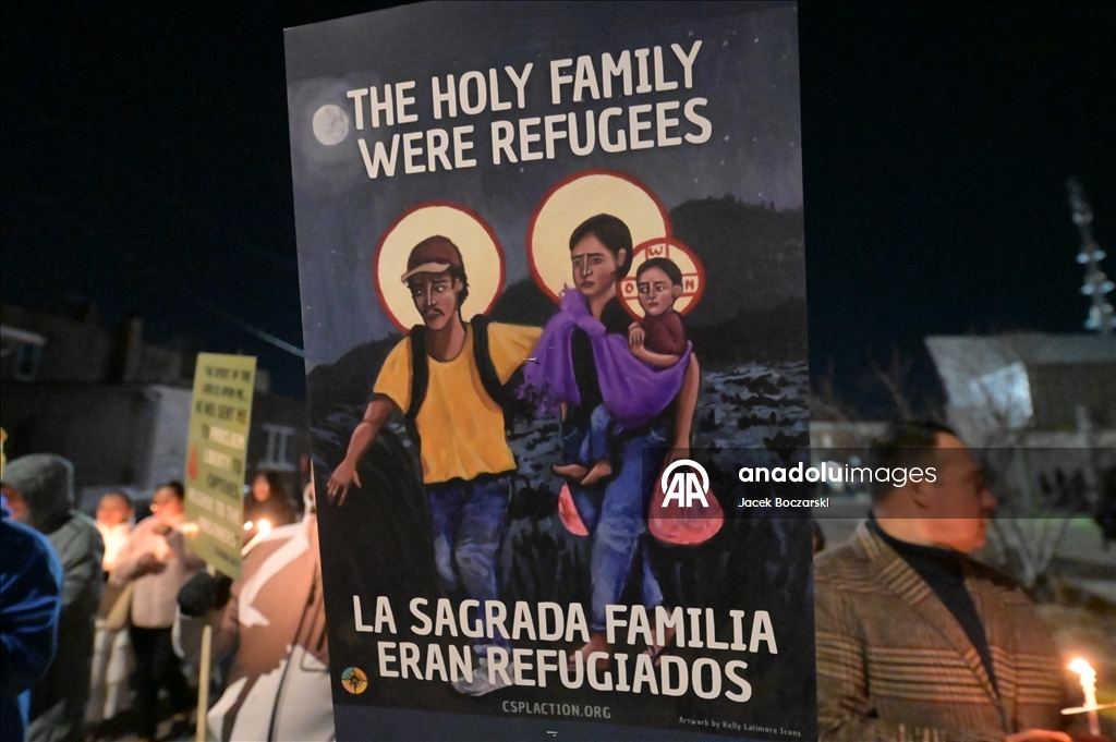 В Чикаго прошла месса и шествие в Пепельную среду