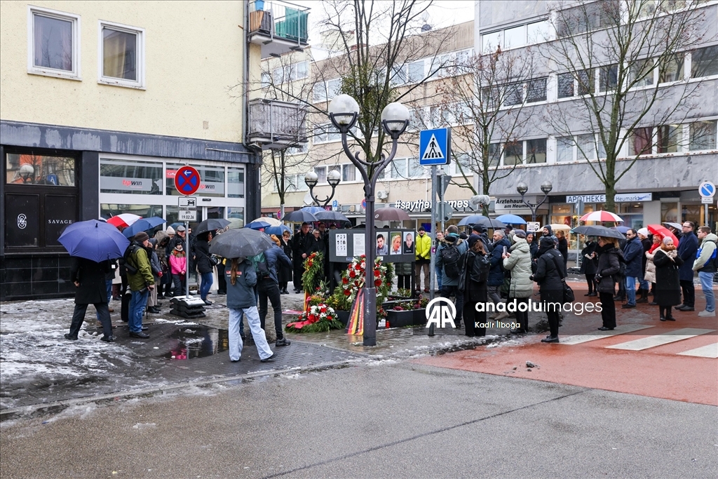 Almanya'daki ırkçı terör saldırısında yaşamını yitirenler 6. yılında Hanau'da anıldı