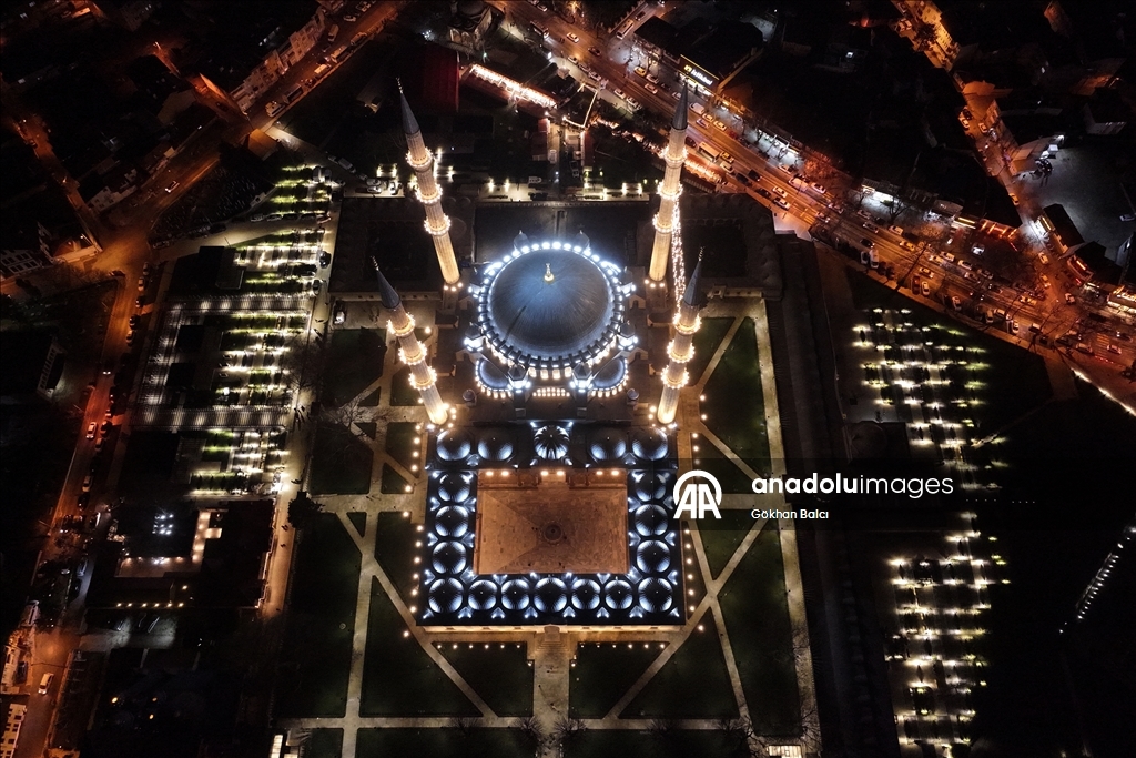 Знаменитая мечеть Селимие, которую великий архитектор османского периода