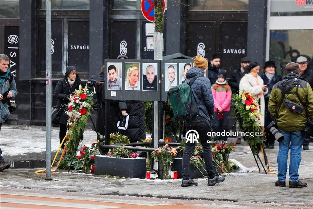 Almanya'daki ırkçı terör saldırısında yaşamını yitirenler 6. yılında Hanau'da anıldı