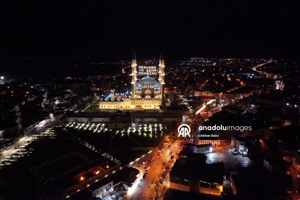 Знаменитая мечеть Селимие, которую великий архитектор османского периода