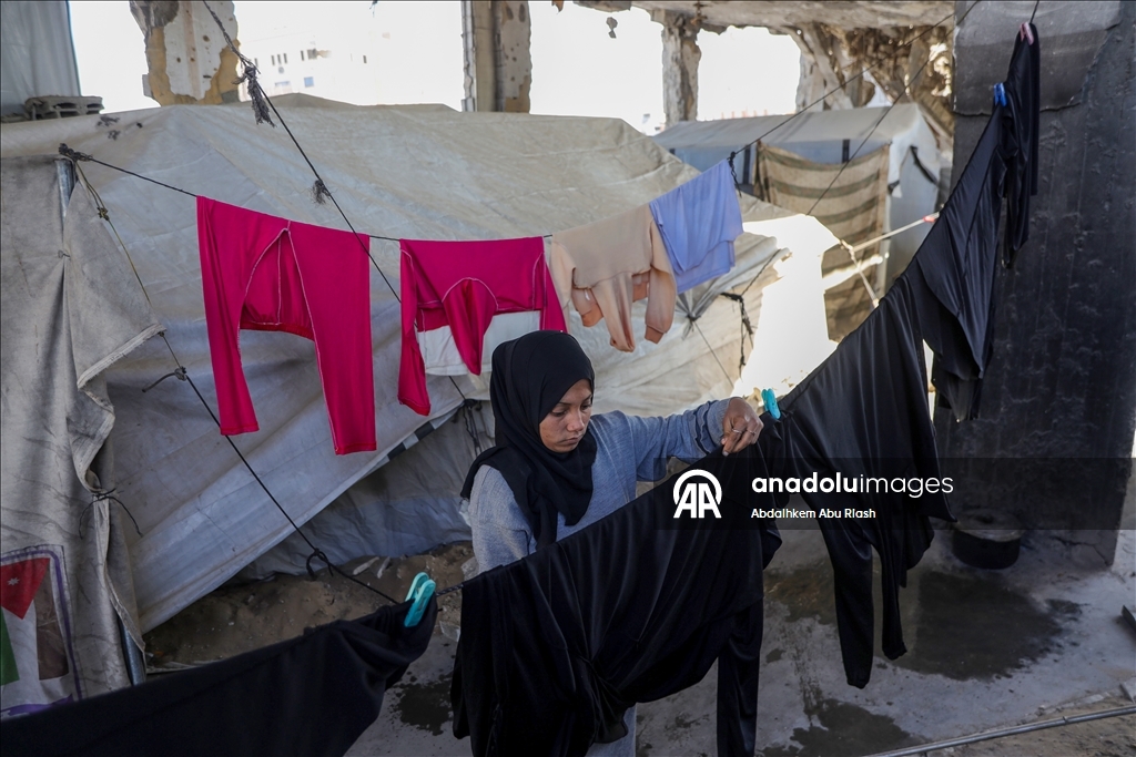 Gazze Şeridi'nde Filistinliler, yetersiz barınma koşullarıyla mücadele ediyor