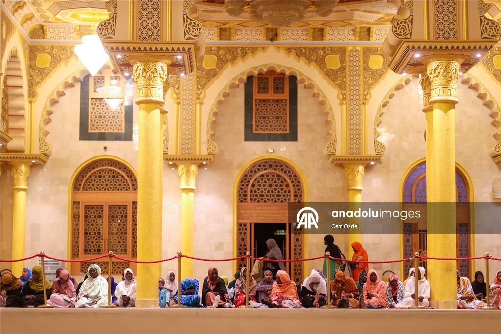 В Сенегале совершили первый намаз таравих