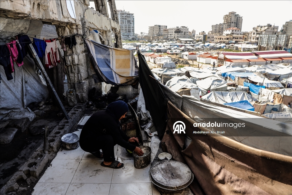 Gazze Şeridi'nde Filistinliler, yetersiz barınma koşullarıyla mücadele ediyor