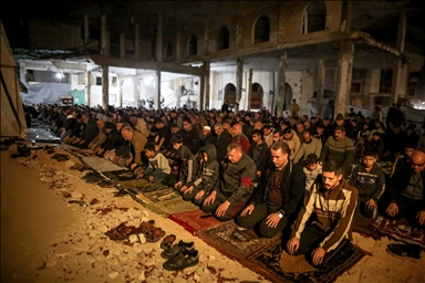 غزة.. التراويح على أنقاض المساجد في أول رمضان بعد الإبادة