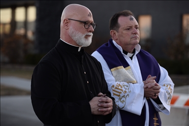 Месса в Пепельную среду для задержанных в центре ICE в Иллинойсе