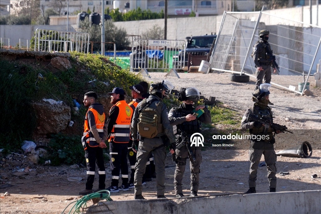 Израиль ограничил въезд палестинцев к Мечеть Аль-Акса в первый день Рамадана