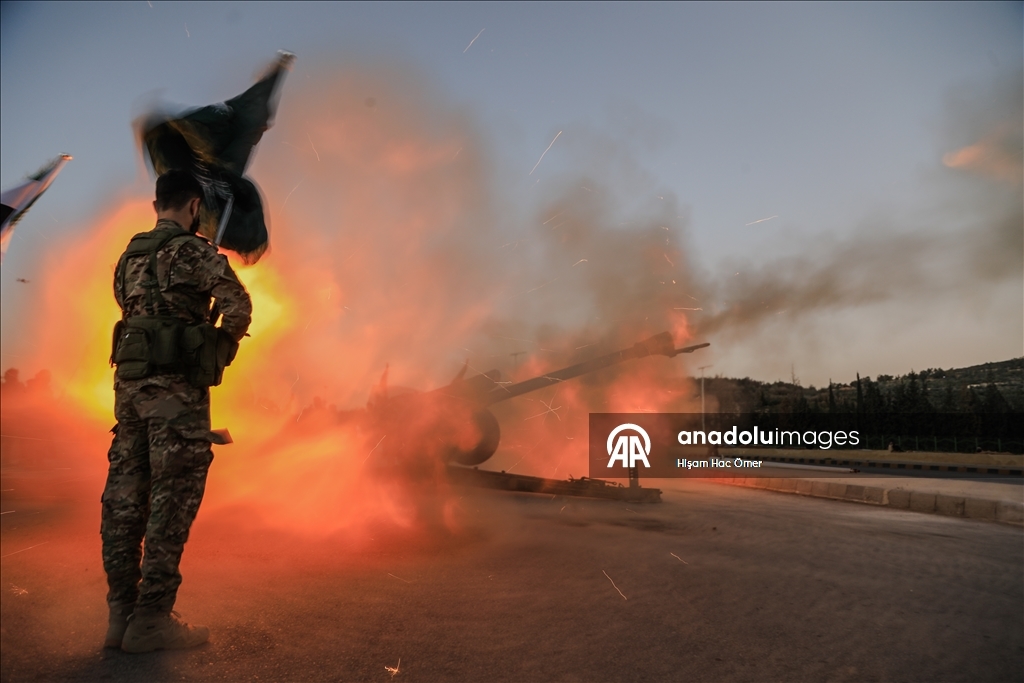 В столице Сирии Дамаске впервые за 14 лет произведен залп из рамазанский пушки