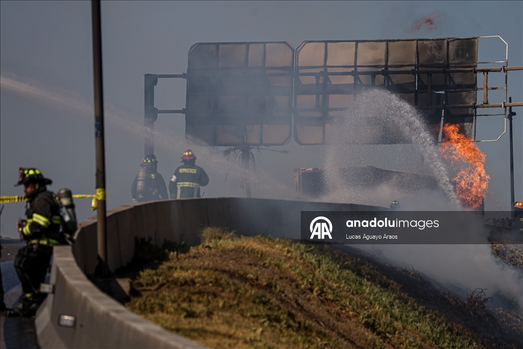 В Сантьяго при взрыве грузовика с газом погибли четыре человека 17