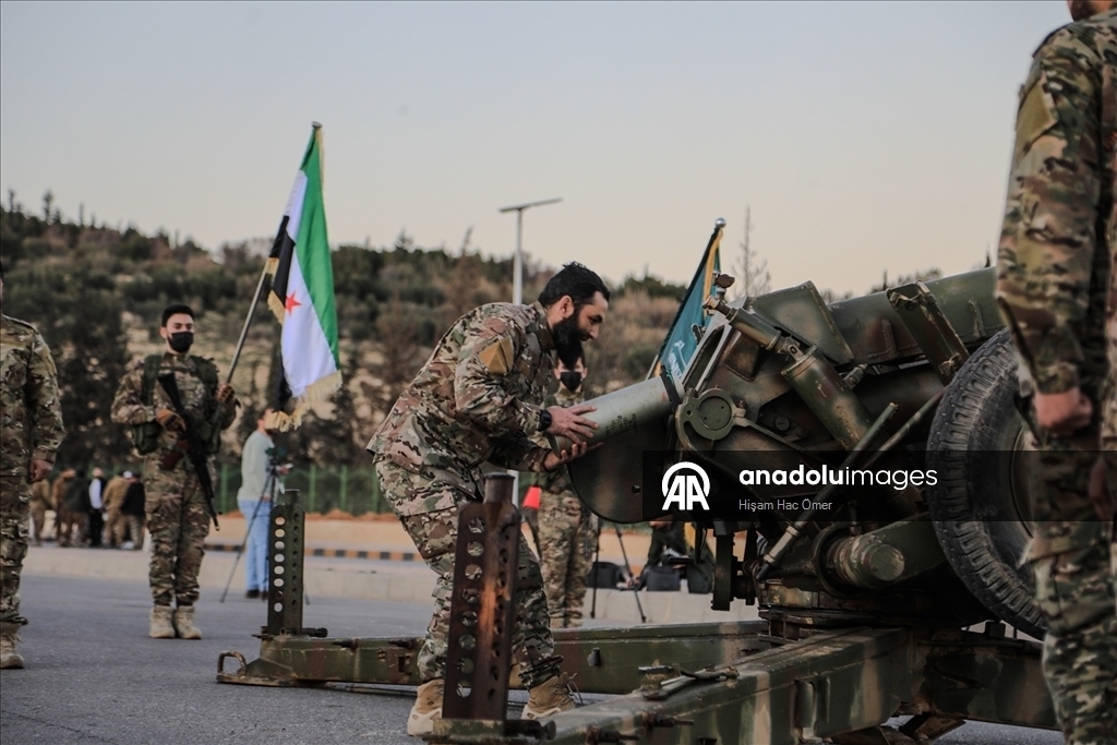 В столице Сирии Дамаске впервые за 14 лет произведен залп из рамазанский пушки 2