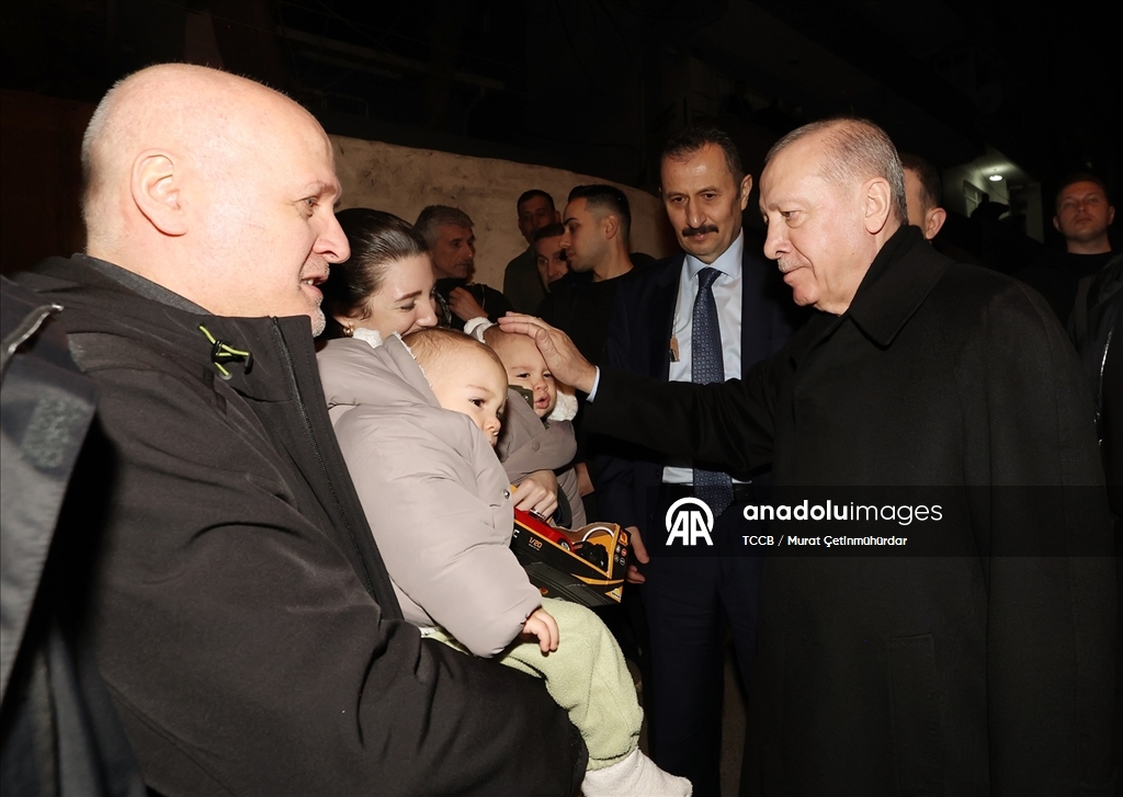 Cumhurbaşkanı Erdoğan, bir vatandaşın evinde iftar yaptı