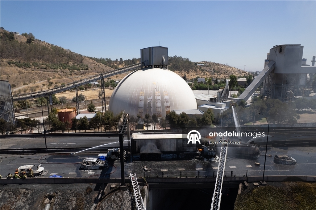 В Сантьяго при взрыве грузовика с газом погибли четыре человека 2