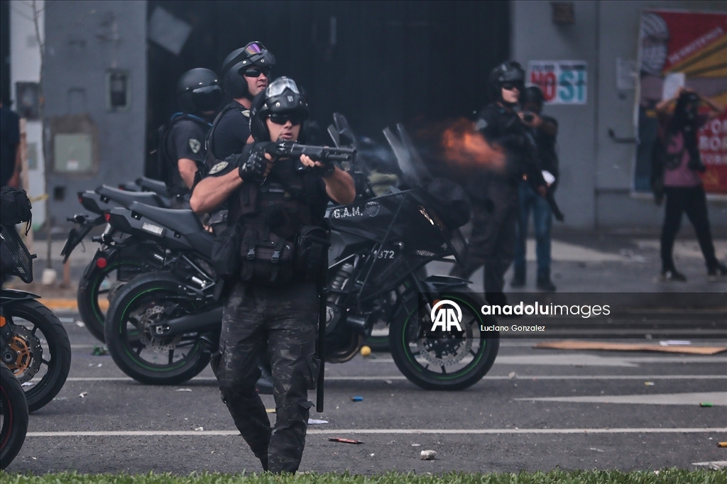 В Аргентине прошла всеобщая забастовка против трудовой реформы Милея