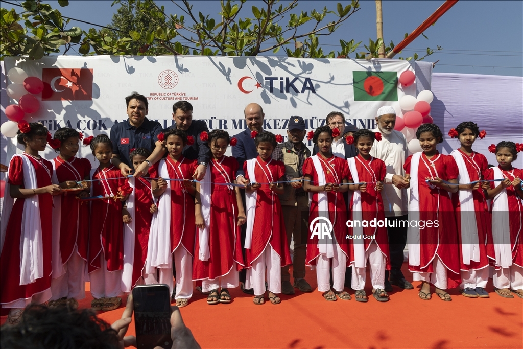 بنغلاديش.. وفد تركي يشارك مسلمي الروهينغيا الإفطار ويتفقد أوضاعهم