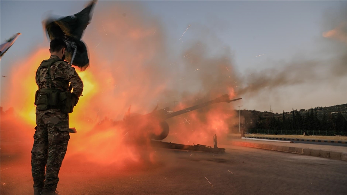 Suriye'nin başkenti Şam’da 14 yıl sonra ilk kez ramazan topu atıldı