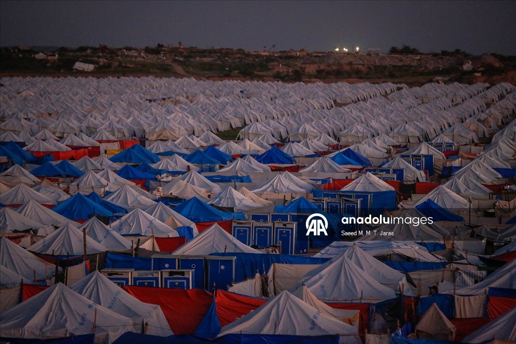 Gazze'de toplu iftar programı düzenlendi
