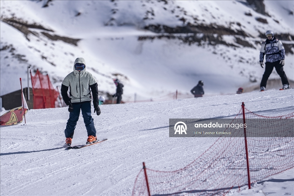 الشرق التركي.. مركز بالاندوكان يجمع متعة التزلج وبهجة رمضان