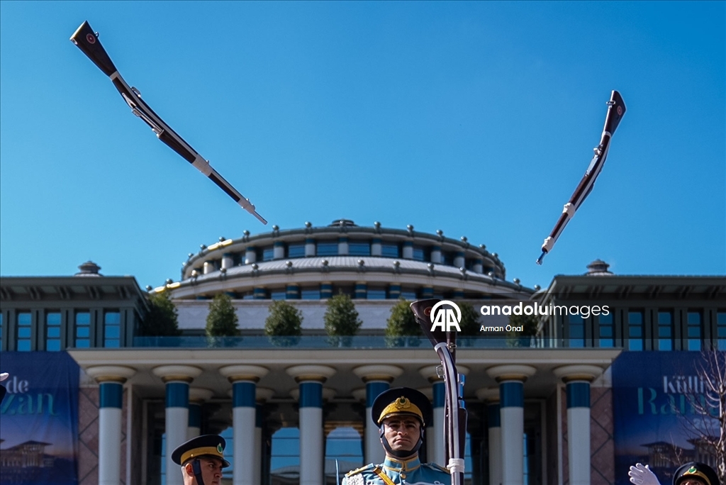 "Külliye'de Ramazan" etkinlikleri kapsamında Cumhurbaşkanlığı Muhafız Alayı Tüfekli Birlik Gösterisi düzenlendi