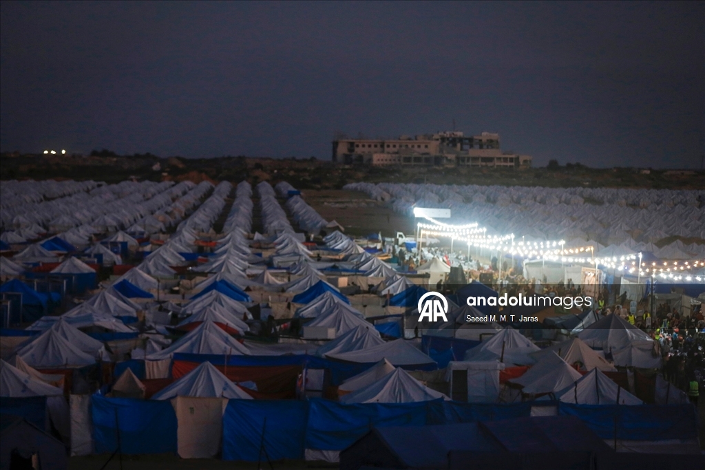 Gazze'de toplu iftar programı düzenlendi
