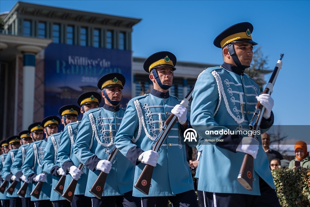 "Külliye'de Ramazan" etkinlikleri kapsamında Cumhurbaşkanlığı Muhafız Alayı Tüfekli Birlik Gösterisi düzenlendi