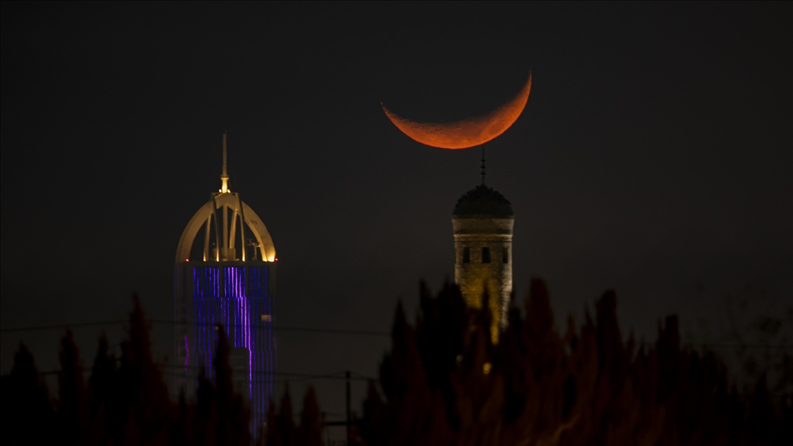 Erbil'de ramazan ayı hilali