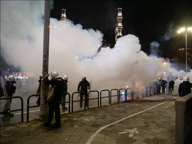В Тиране прошли массовые протесты с требованием отставки правительства