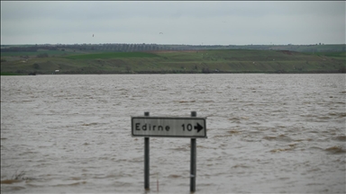 Edirne'de Tunca Nehri'nin debisi yükseldi, Meriç Nehri'nde taşkınlar oluştu