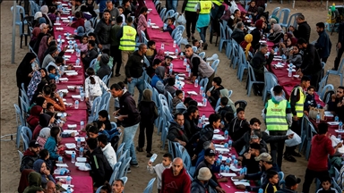 Gazze'de toplu iftar programı düzenlendi