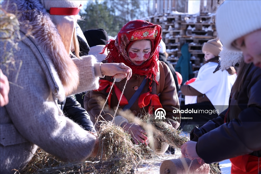 В Калужской области РФ отпраздновали Масленицу